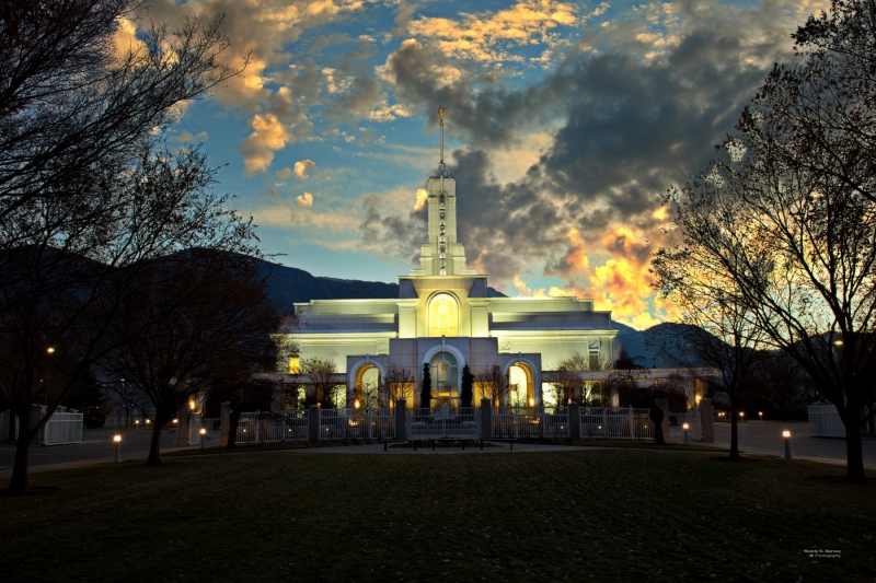 Mt_Timpanogos_Temple_Sunrise_WHCC_Luster_larger-than-16x20-wm_0045